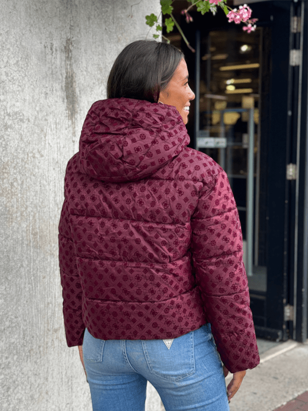 Guess - New Daisy Crop Logo Puffer - Rood
