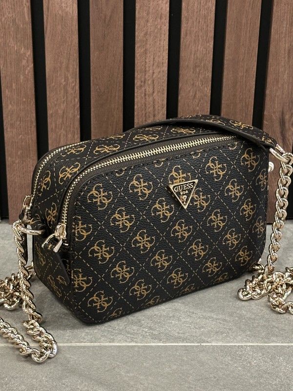 Guess - Noelle II Crossbody Camera - Bruin
