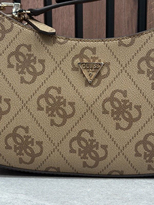 Guess - Noelle II Top Zip Shoulder Bag - Bruin