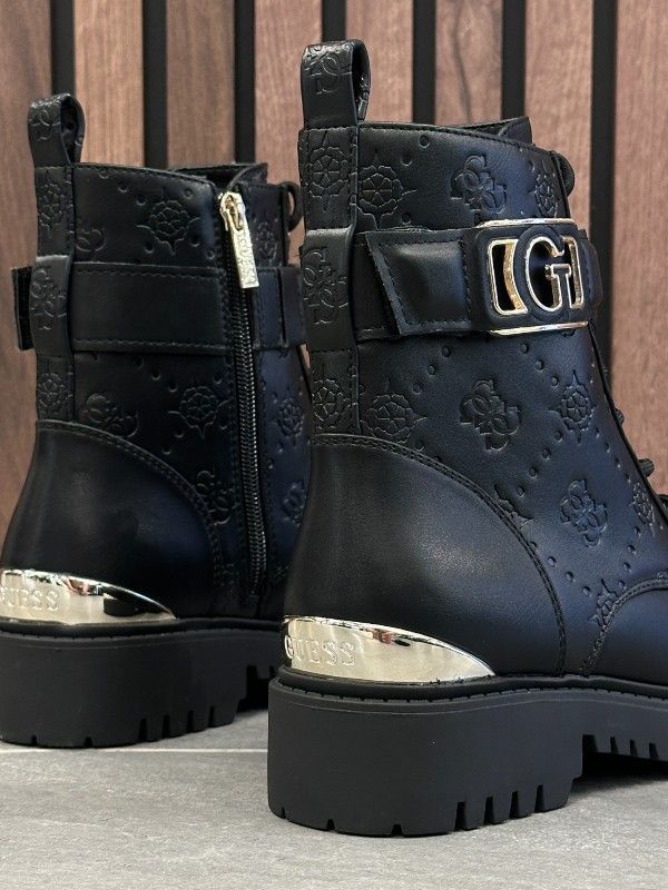 Guess - Oranda - Zwart