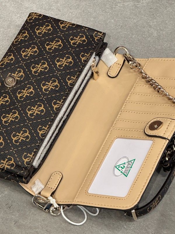 Guess - Noelle II Xbody Flap Organizer - Bruin