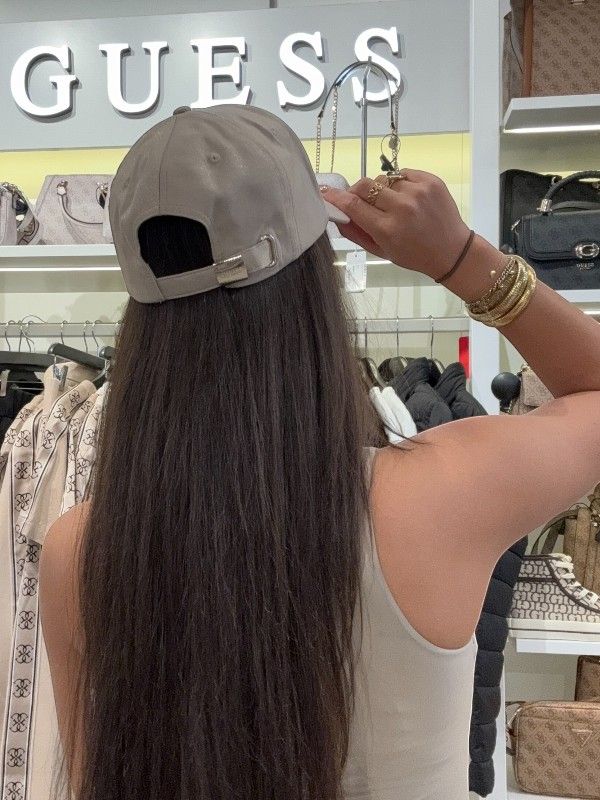 Guess - Baseball Cap - Beige