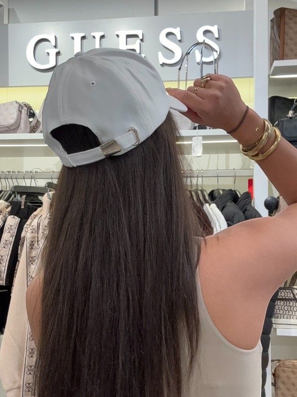 Guess - Baseball Cap - Wit