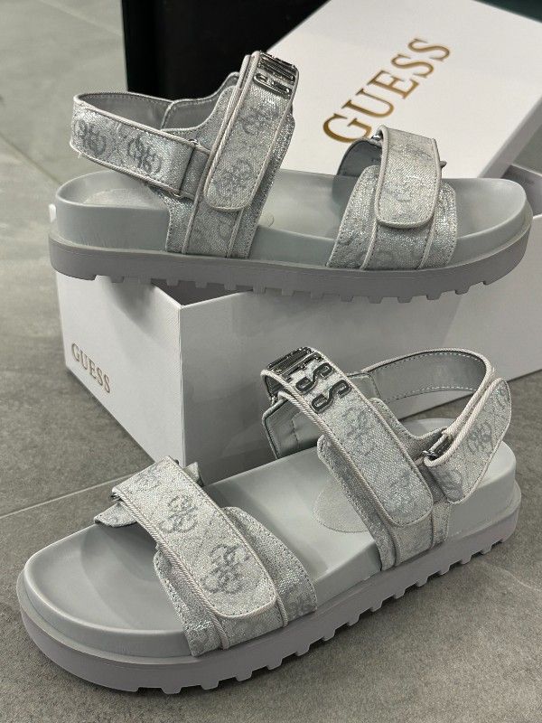 Guess - Fadison Sandalen - Zilver