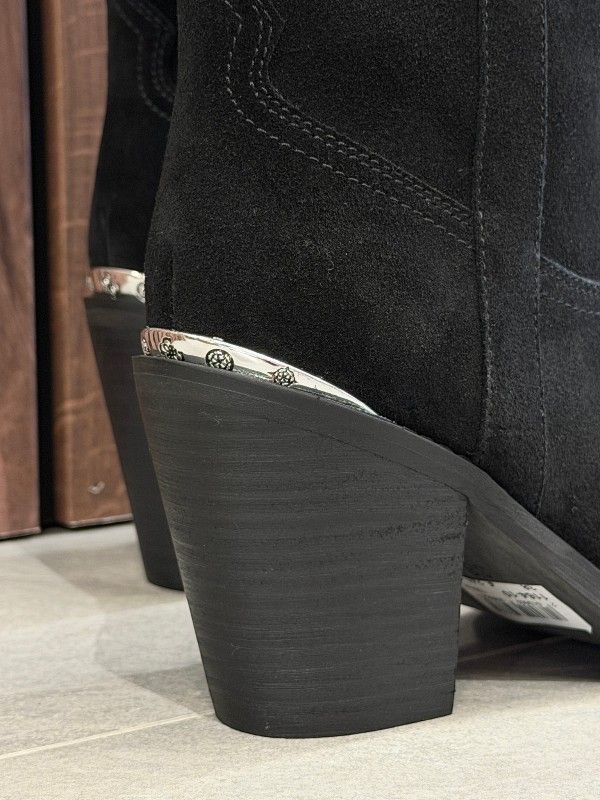 Guess - Sashan2 - Zwart