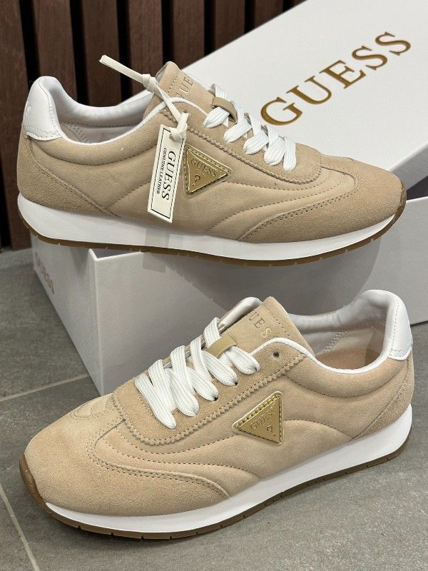 Guess - Joggin2 - Beige