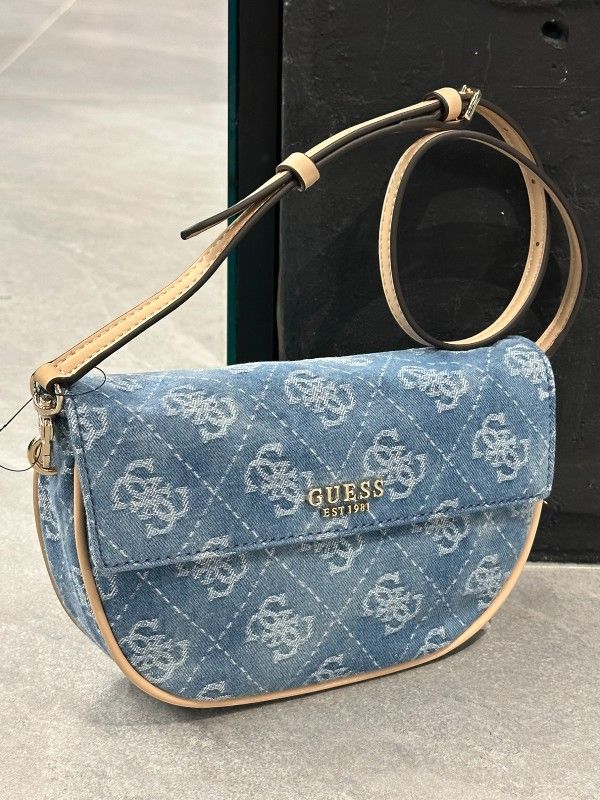 Guess - Cerelia Flap Shoulder Bag - Blauw