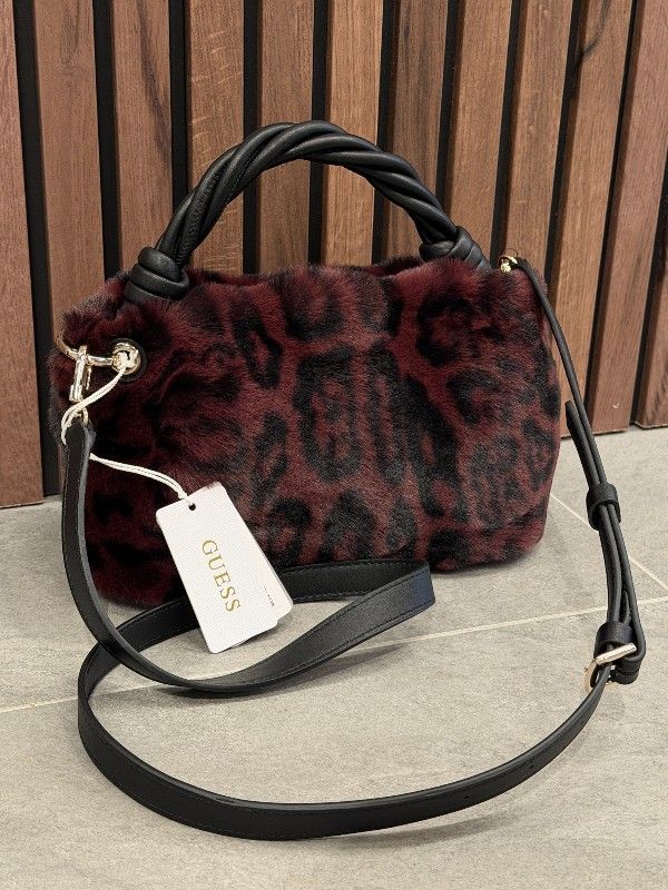 Guess - Shaida Top Handle Crossbody - Zwart