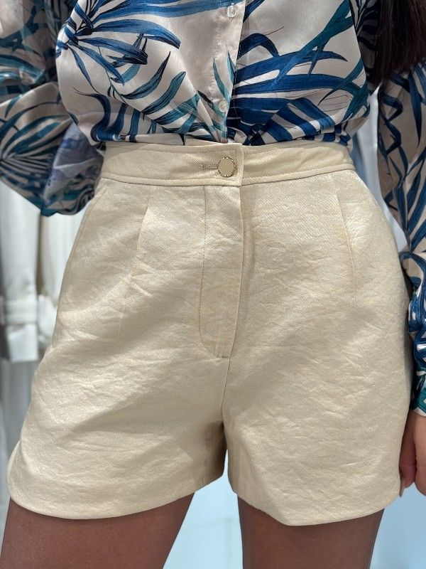 Guess - Camille Tailor Pleat Shorts - Beige