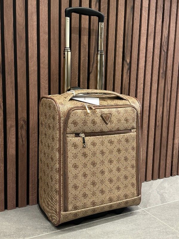 Guess - Silia Travel 16 In Carry On - Beige