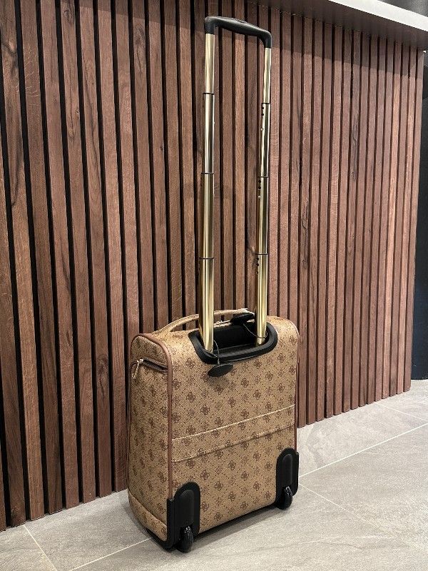 Guess - Silia Travel 16 In Carry On - Beige