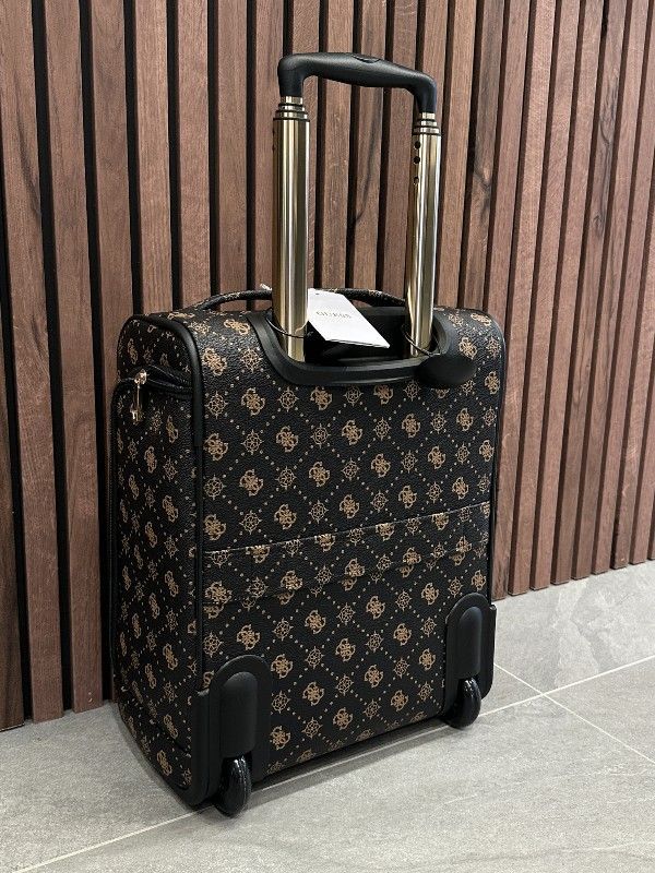 Guess - Silia Travel 16 In Carry On - Bruin