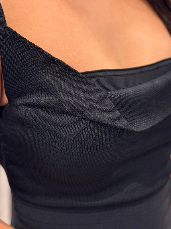 Guess - Sl Cowl Nk Arisa Bandage Dress - Zwart