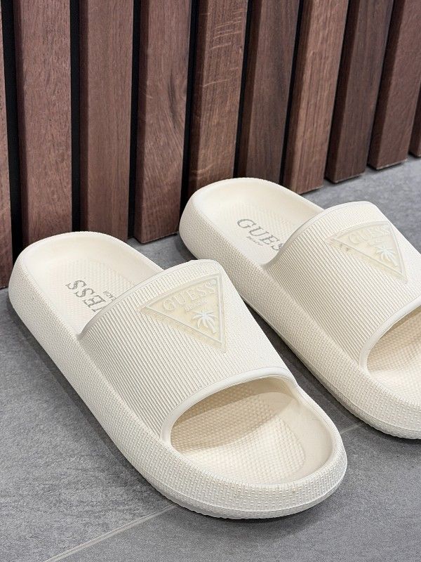 Guess - Slippers - Wit