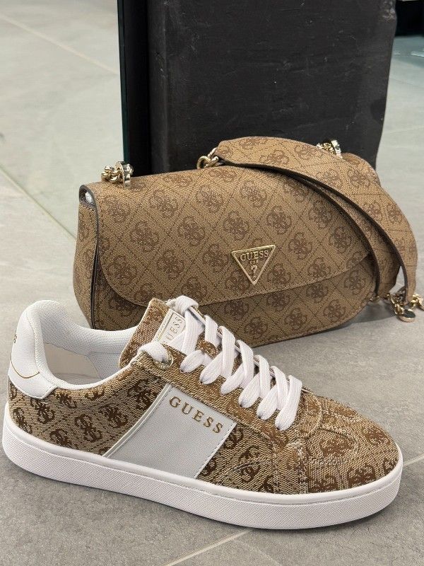 Guess - Jrone5 Sneakers - Bruin