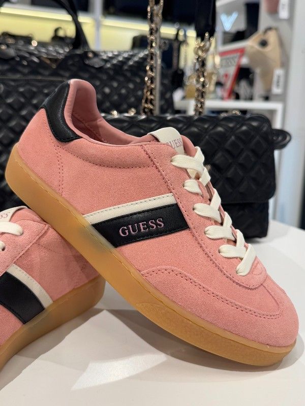 Guess - Nolinas - Roze