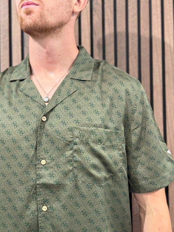 Guess - Ss Bowling Aop Shirt - Groen