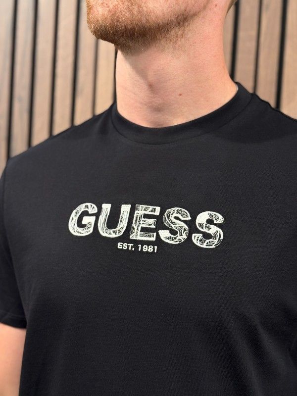 Guess - Ss Bsc Guess Embroidery - Zwart