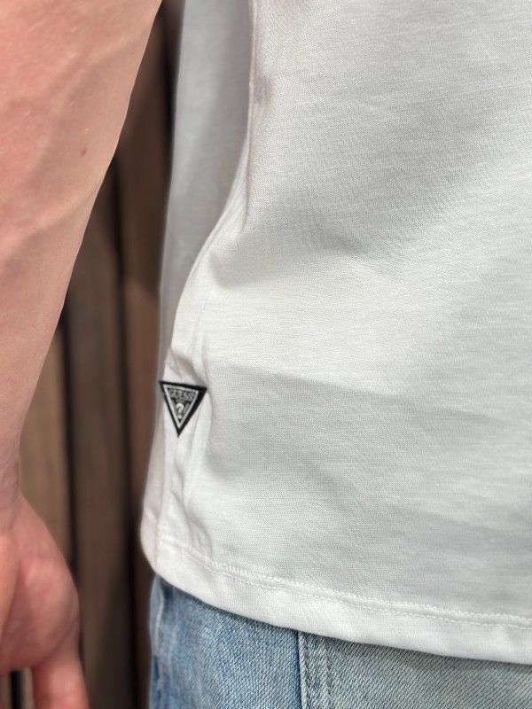Guess - Ss Bsc Japanese Stamps Tee - Wit
