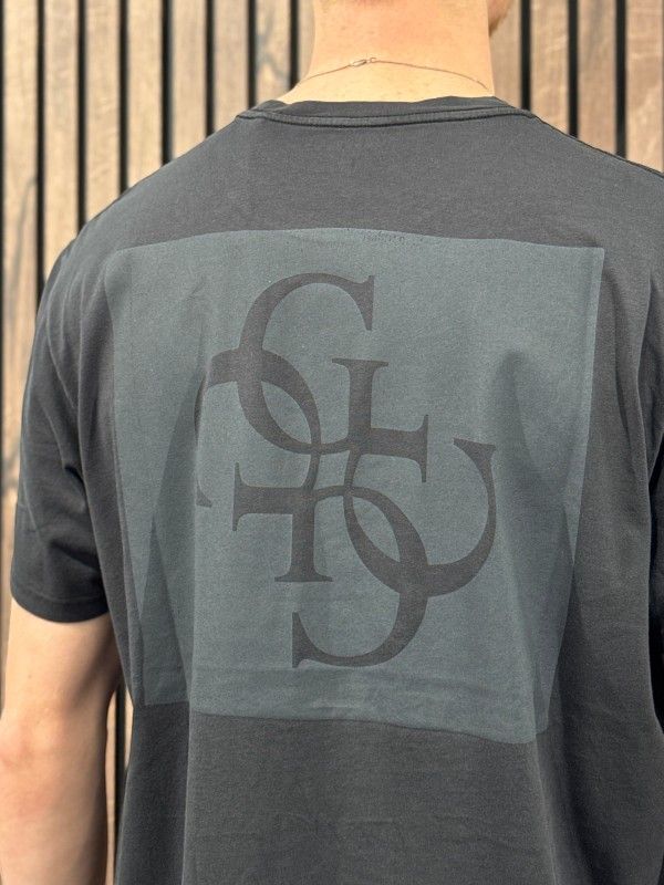 Guess - Ss Bsc Quattro G Mist Tee - Zwart