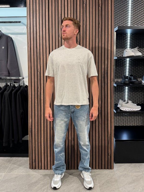 Guess - Ss Bsc Quattro G Tee - Grijs