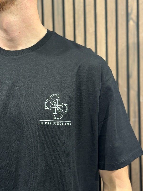 Guess - Ss Bsc Quattro G Tee - Zwart