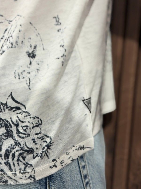 Guess - Ss Bsc Southeast Burnout Tee - Wit