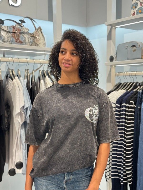 Guess - Ss Cn G81 Flowers Tee - Zwart