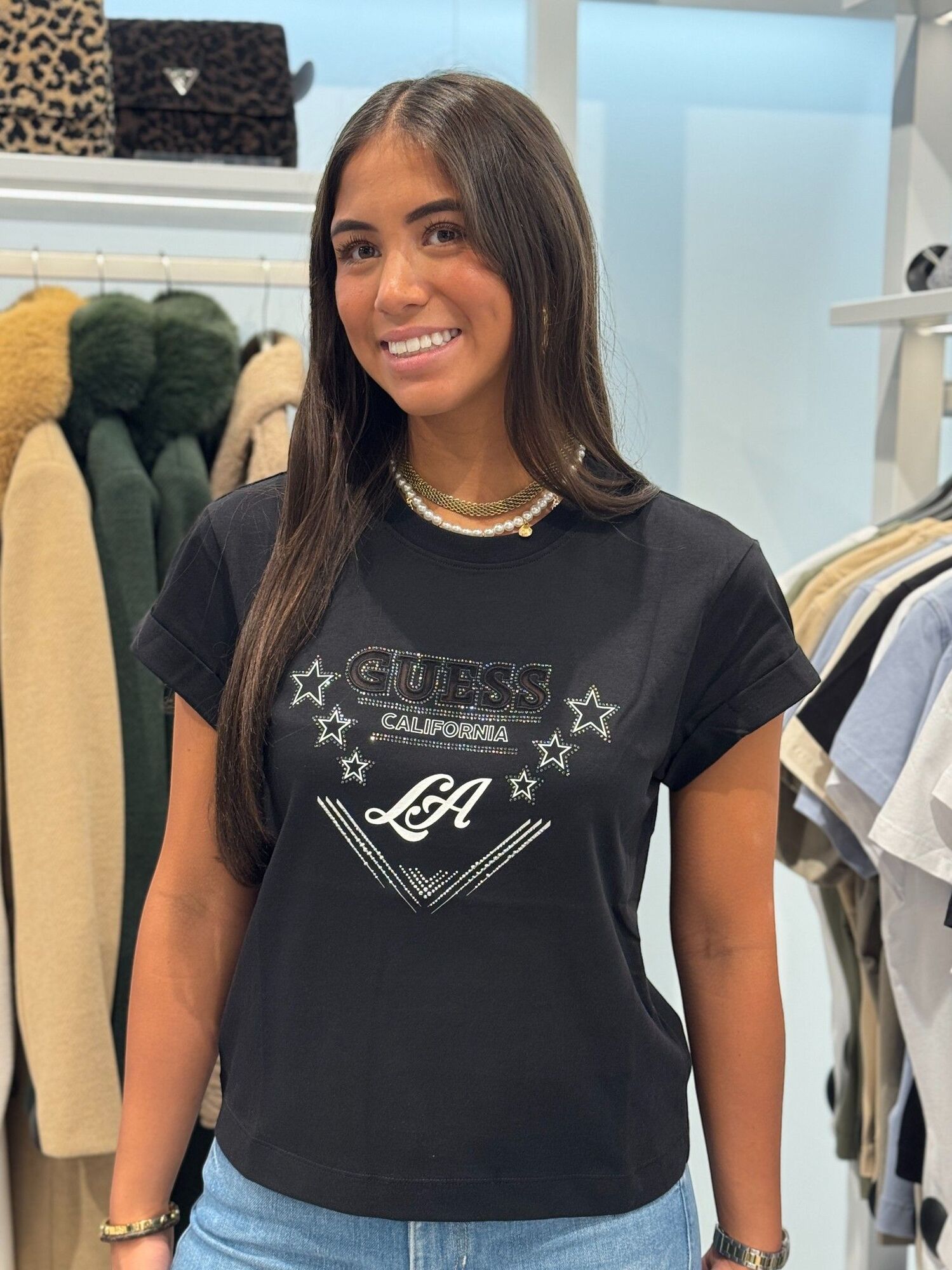 Guess - Ss Cn La Stars Tee - Zwart