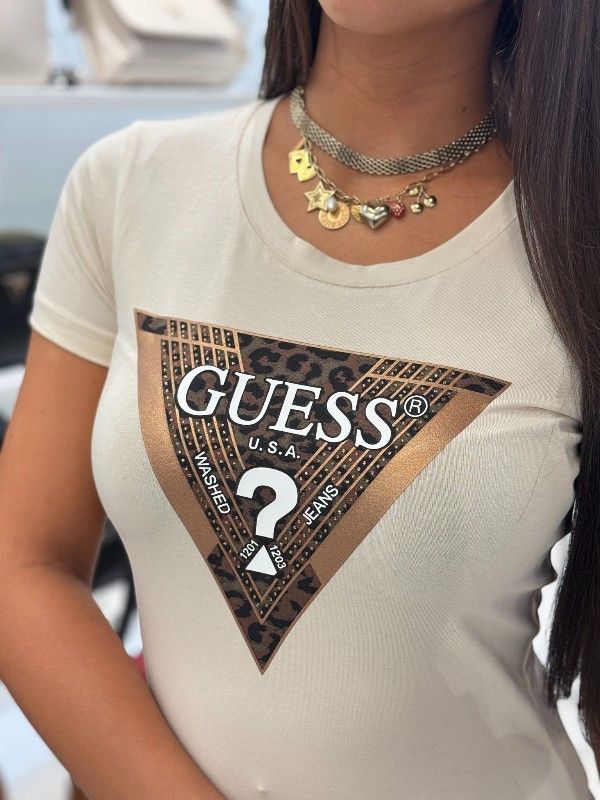 Guess - Ss Cn Leo Triangle Tee - Beige