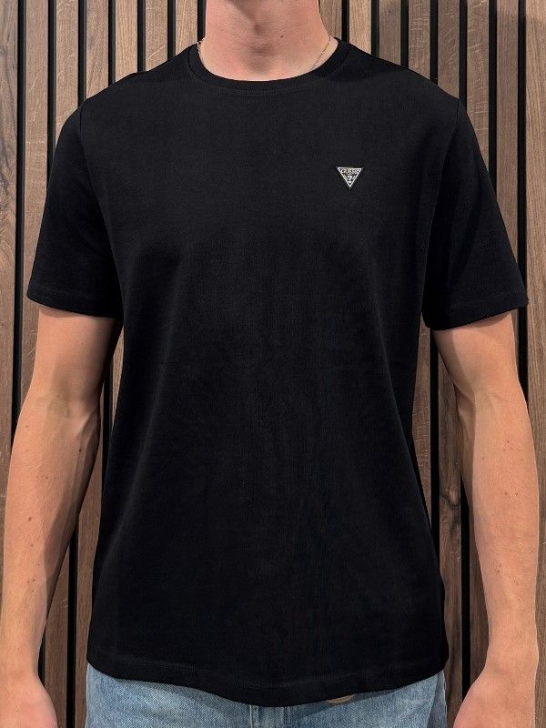 Guess - Ss Cn Patch Tee - Zwart