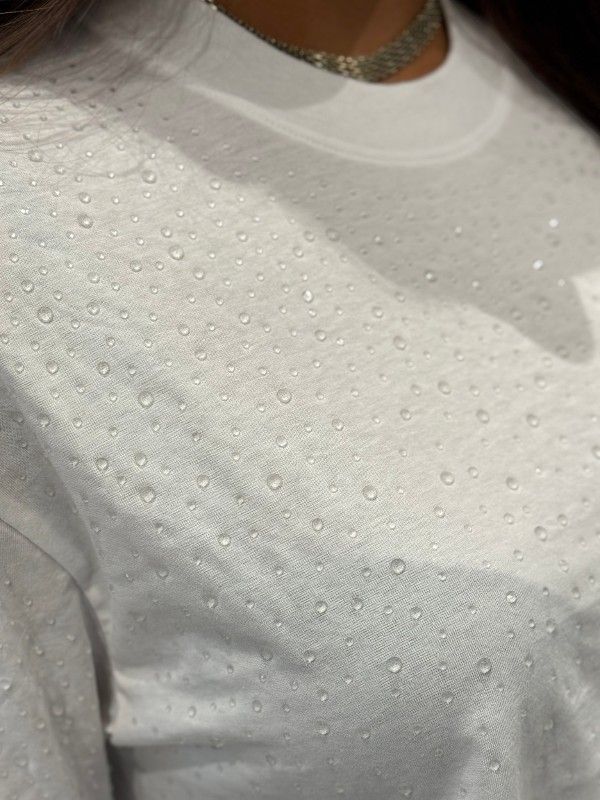 Guess - Ss Rhinestone Crop Os Tee - Wit