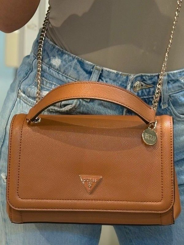 Guess - Noelle II Cnvrtble Xbody Flap - Cognac