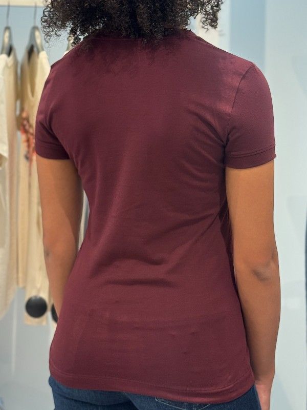 Guess - Triangle Tee - Rood