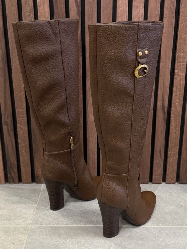 Guess - Tyne - Bruin