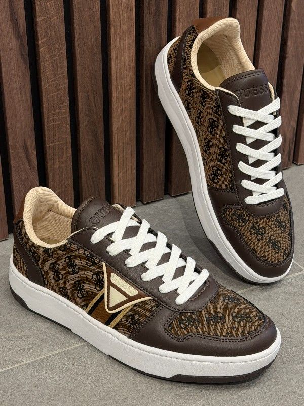 Guess - Vadik - Bruin