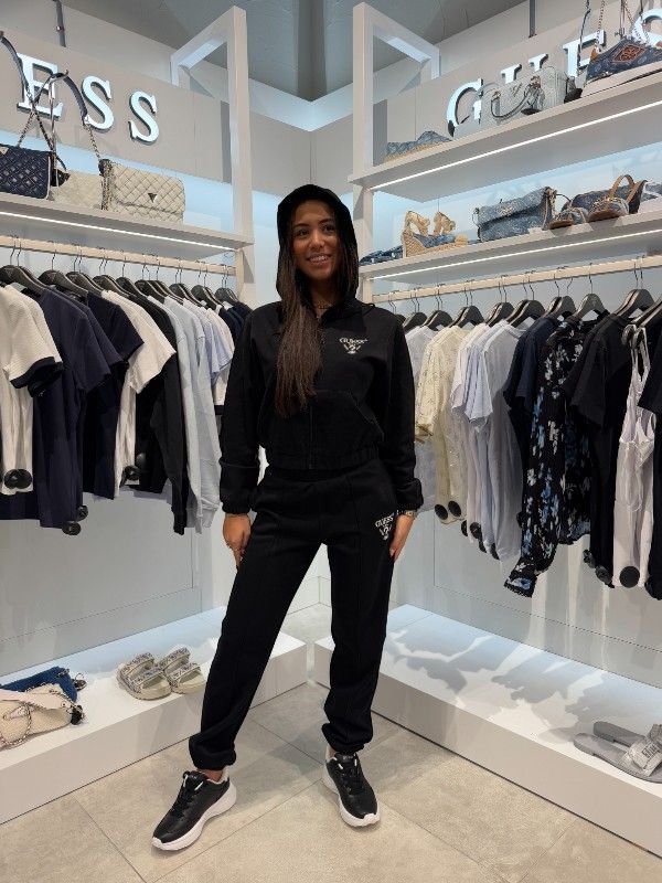 Guess Active - Roberta Full Crop Sweatshirt - Zwart