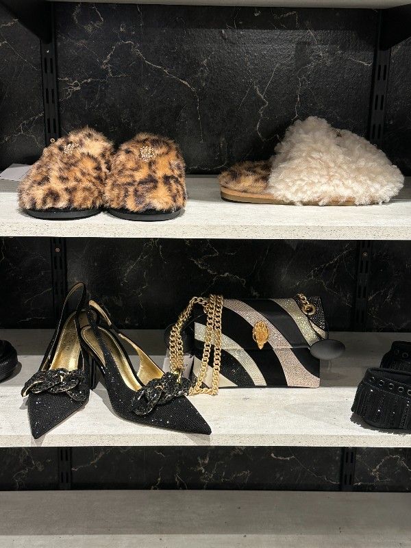 Kurt Geiger - Crystal Chain Slingback - Zwart