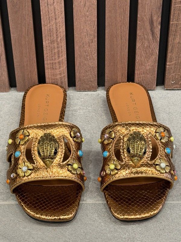 Kurt Geiger - Eagle Cut Out Flat Sdl - Brons