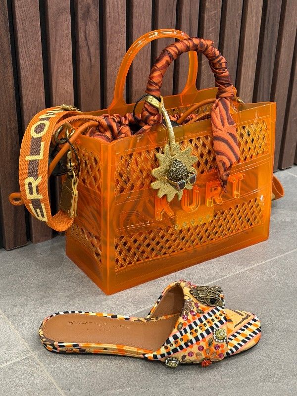 Kurt Geiger - Kensington Flat Sandal - Oranje