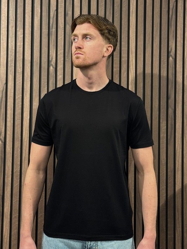 Mark Up - T-shirt - Zwart