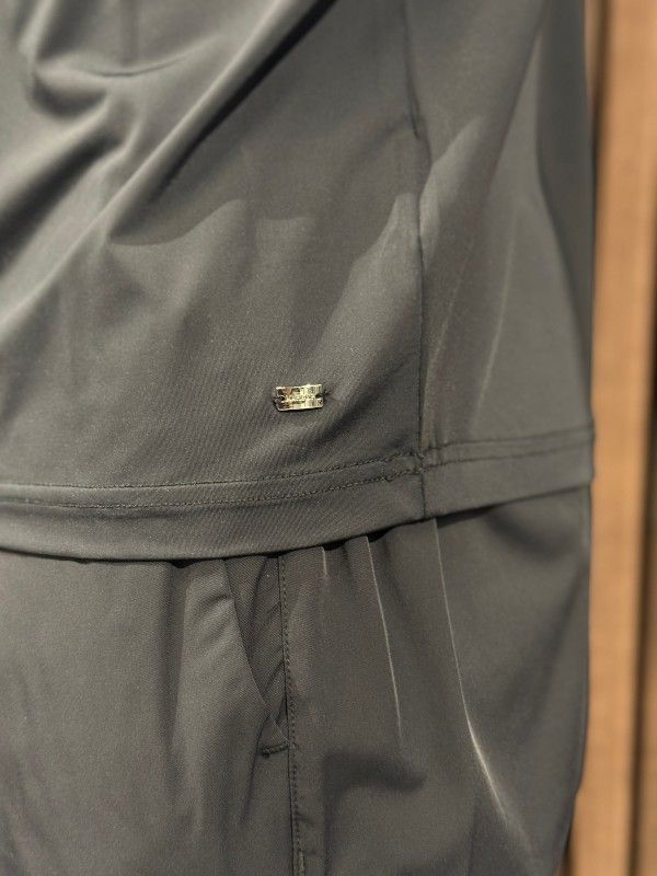 Mark Up - T-shirt - Zwart