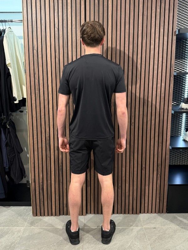 Mark Up - T-shirt - Zwart