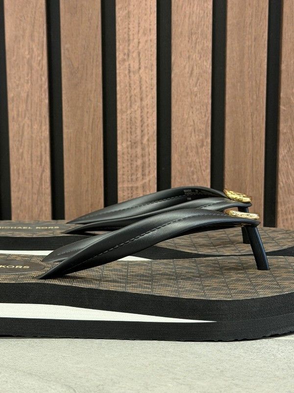 Michael Kors - Posie Flip Flop - Bruin