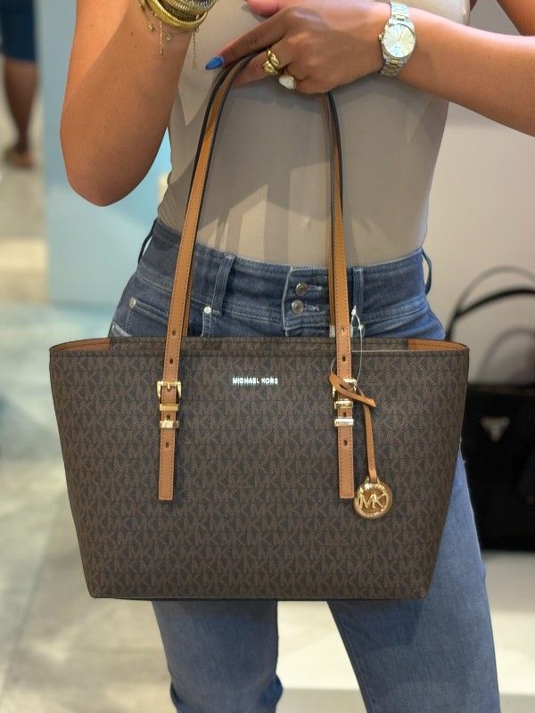 Michael Kors - Quinn Md Ew Tz Tote - Bruin
