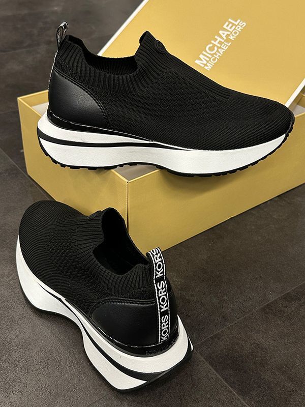 Michael Kors Zwart Ari Slip On 43T4ARFP2D