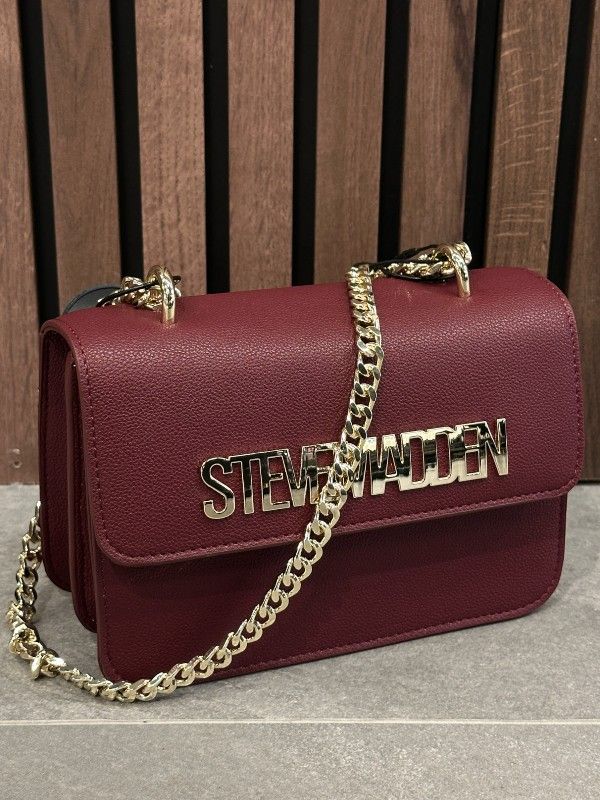 Steve Madden - Bstakes-2 - Rood