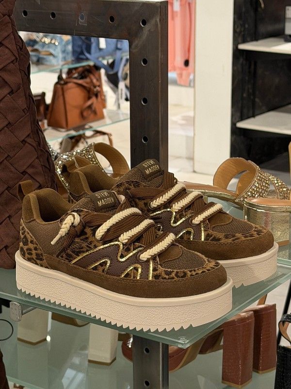 Steve Madden - Umpire - Bruin