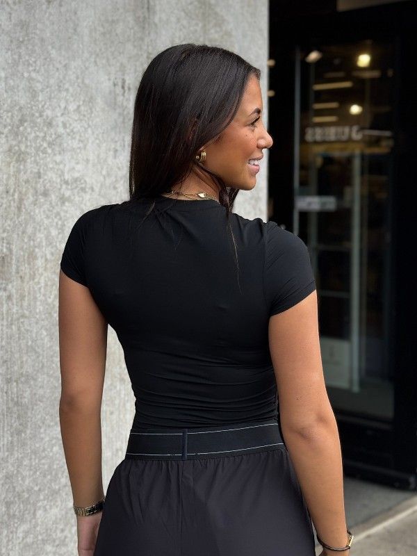 Unique The Label - Giselle Short Sleeve - Deep Black