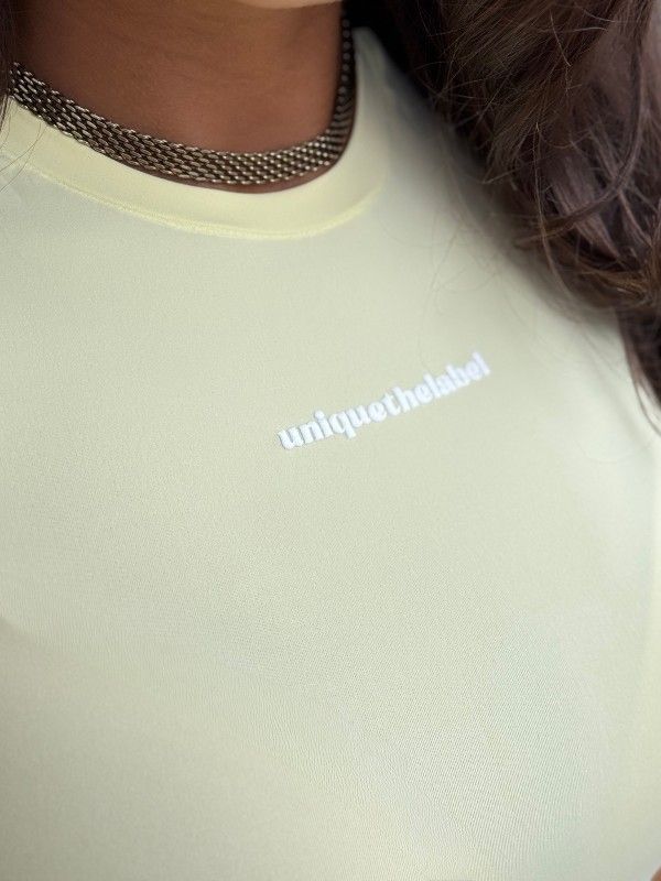 Unique The Label - Giselle Short Sleeve - Geel